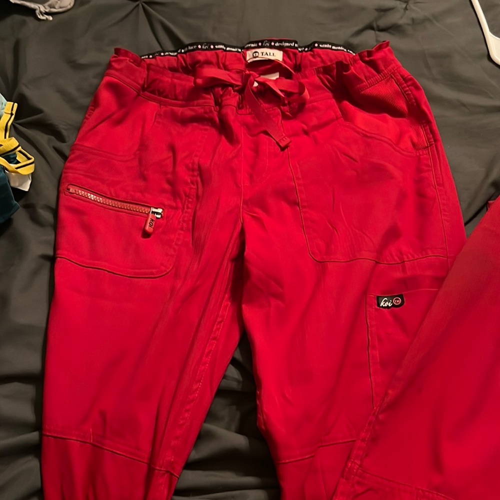 Scrub pants, figs, koi, wonderwink, healing hearts